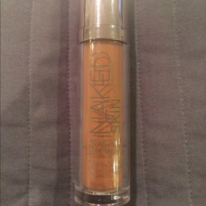 Urban Decay Ultra Definition Foundation. Shae 10.0